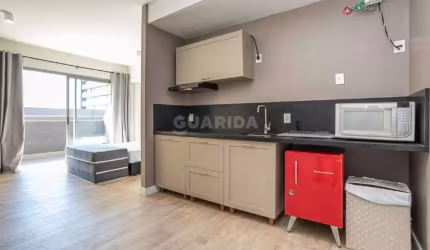 Apartamento estilo Loft, semimobiliado, com terraço no bairro Teresópolis!