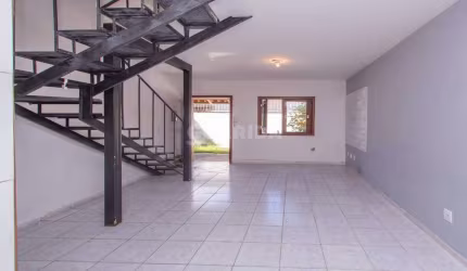 Casa em Condomínio com 2 dormitórios e 1 vaga de garagem, no bairro Ipanema