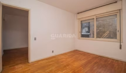 Apartamento com 1 dormitório no Centro Histórico