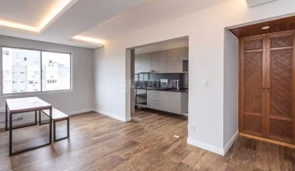 Apartamento semimobiliado com 1 dormitório, no bairro Cidade Baixa