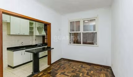 Apartamento com 2 dormitórios no bairro Petrópolis