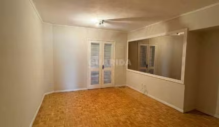 Apartamento 3 dormitórios, sendo 1 suíte, com vaga de garagem localizado no bairro Três Figueiras