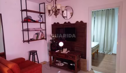 Apartamento com 1 dormitório, mobiliado, e 1 vaga de garagem no bairro Sarandi