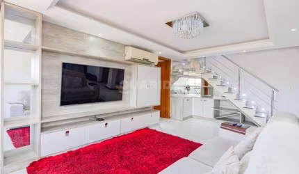 Cobertura com 3 dormitórios, sendo 1 suíte com closet, e 3 vagas de garagem no bairro Jardim Europa