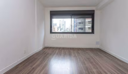 Apartamento estilo Studio com 1 vaga de garagem, no bairro Bela Vista