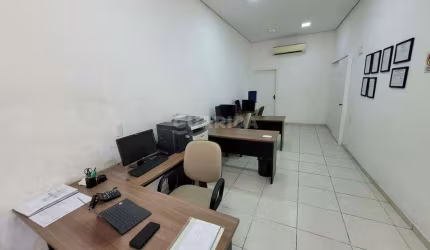 Loja comercial no Bairro Passo da Areia