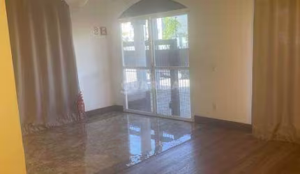 Casa Comercial no Bairro Jardim Botânico