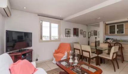 Casa Residencial com 3 dormitórios, sendo 1 suíte, mobiliada, e 1 vaga de garagem no bairro Alto Petrópolis