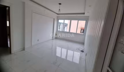 Apartamento no estilo cobertura com 2 dormitórios no bairro Petrópolis