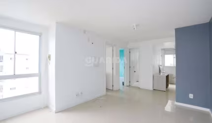 Apartamento com 2 dormitórios e 1 vaga de garagem no bairro Vila Nova