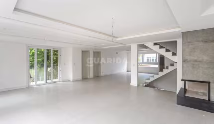 Casa em Condomínio com 4 suítes e 2 vagas de garagem no bairro Tristeza