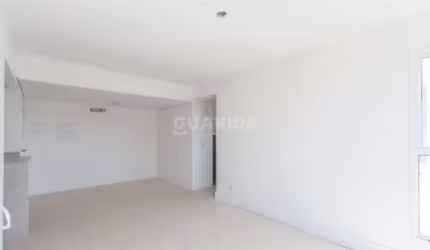 Apartamento com 2 dormitórios, sendo 1 suíte, e 1 vaga de garagem no bairro Tristeza !