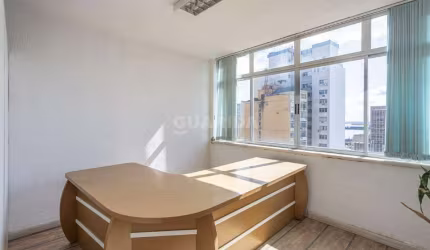 Sala comercial, no bairro Centro Histórico.