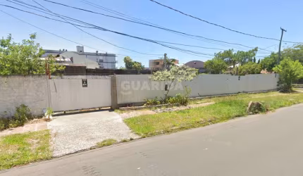 Terreno com 850m² no bairro Passo d'Areia.