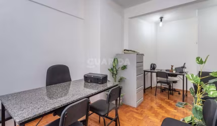 Sala Comercial mobiliada, no bairro Centro Histórico.