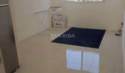 Apartamento com 2 dormitórios e 1 vaga de garagem, no bairro Jardim Leopoldina