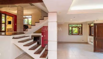 Casa de 02 dormitórios, sendo uma suíte no bairro Vila Nova.