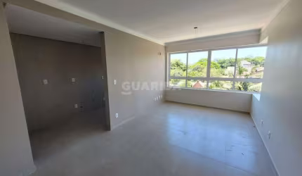 Apartamento com 1 dormitório e 1 vaga de garagem no bairro Petrópolis