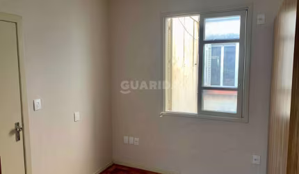 Apartamento semi-mobiliado no estilo JK no Bairro Bom Fim