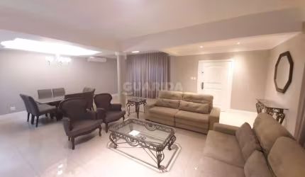 Casa mobiliada com 4 suítes no bairro Petrópolis.