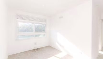Apartamento com 2 dormitórios e 1 vaga de garagem, no bairro Cidade Baixa