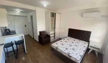 Apartamento estilo Studio/Loft, mobiliado, ao lado da faculdade da PUC, no bairro Partenon!
