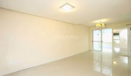 Ótima Casa Condomínio Partenon!