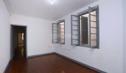 Apartamento de 4 dormitórios no Bairro Centro Histórico.