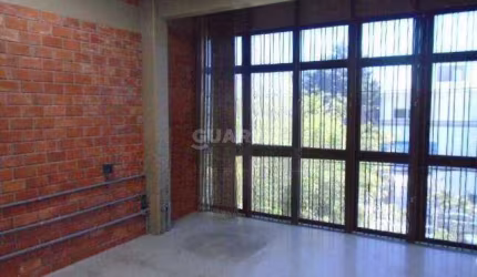 Pavilhão com escritórios no bairro Passo d`Areia