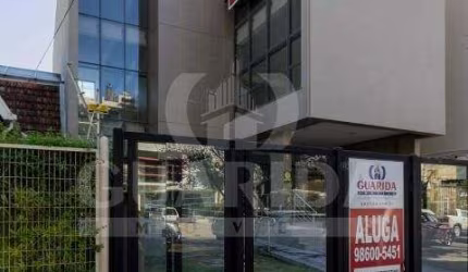 Prédio comercial novo com 798,21m²