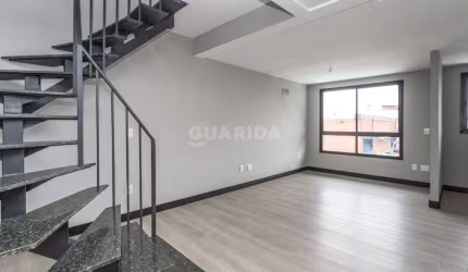 Apartamento no estilo duplex com 2 dormitórios no bairro Jardim Botânico - Porto Alegre/RS