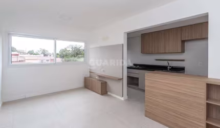 Apartamento com 3 dormitórios no bairro Partenon