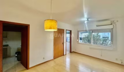 Apartamento com 2 dormitórios, sendo 1 suíte, para alugar no bairro Tristeza - Porto Alegre/RS