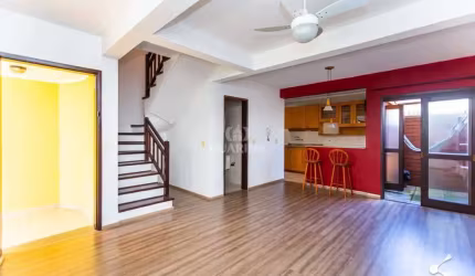 Casa com 3 dormitórios, sendo 1 suíte, no Bairro Teresópolis - Porto Alegre/RS
