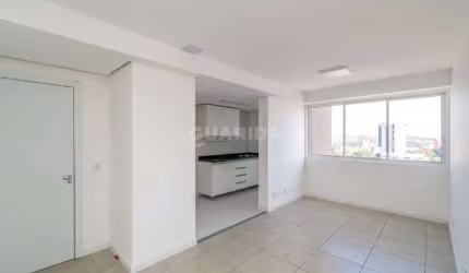 Apartamento com 3 dormitórios, sendo 1 suíte, e 2 vagas de garagem no bairro Partenon