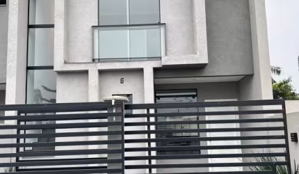 EXCELENTE SOBRADO NOVO NO PARQUE SÃO JOÃO - PORTO DI NAPOLI