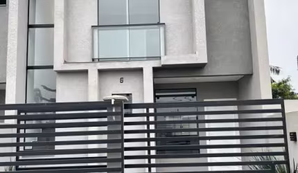 EXCELENTE SOBRADO NOVO C/ PISCINA NO PARQUE SÃO JOÃO - PORTO DI NAPOLI