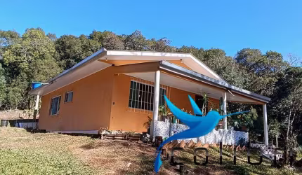Chácara Mobiliada pronta para moradia ou lazer em Agudos do Sul
