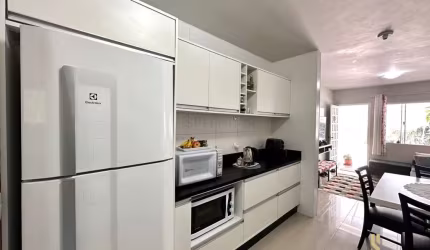Casa à venda com 2 dormitórios no bairro Itoupava Central - Blumenau/SC