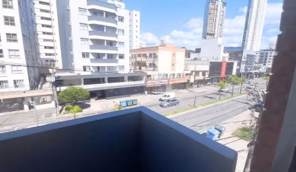 Loft mobiliado com parcelamento direto com o proprietário, na rua Antônio da Vei