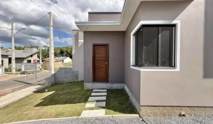 Casa à venda com 2 dormitórios (1 suíte), garagem e um acabamento lindíssimo, tu