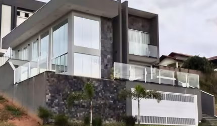Casa mobiliada e equipada à venda no bairro Itoupava Central - Blumenau/SC