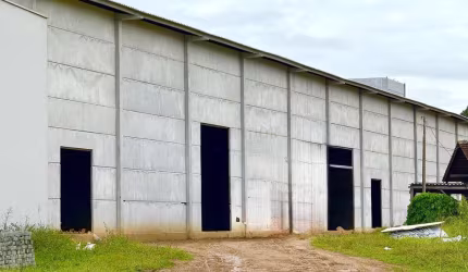 Galpão disponível para locação com 2.880 m2 em região industrial na cidade de In