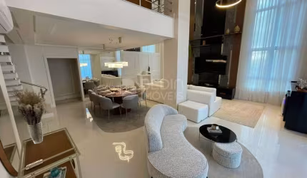 Apartamento com 3 quartos à Venda, Centro - Balneário Camboriú