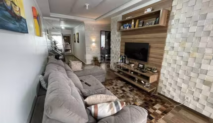 Casa com 2 quartos, Santa Regina - Camboriú