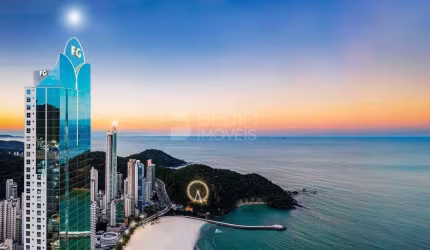 Apartamento diferenciado 04 suítes frente mar a venda Balneário Camboriú
