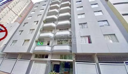 Apartamento 02 dormitórios a venda quadra mar Balneário Camboriú