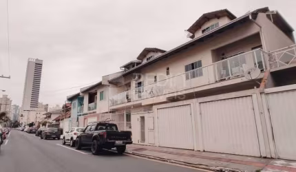 Casa a venda Centro Balneário Camboriú