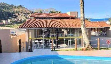 Casa a venda 02 dormitórios São Francisco de Assis - Camboriú