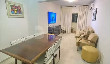 Apartamento 02 dormitórios locação anual Balneário Camboriú Centro